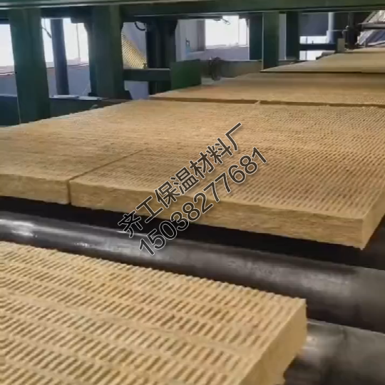 巖棉板的老化期限是多久？